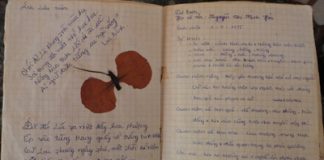 Cuốn sổ lưu niệm của một cô gái ở Trường Sa