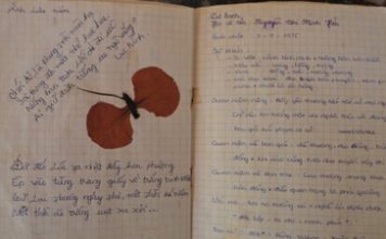 Cuốn sổ lưu niệm của một cô gái ở Trường Sa