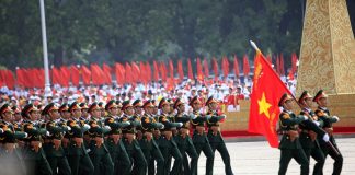 Ký ức lễ diễu binh chào mừng