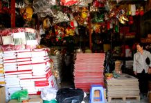 Làng hàng mã mùa lễ Vu Lan