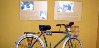 Chùm ảnh triển lãm Việt Nam thời bao cấp