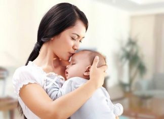 Viết tiếp cho con – ngày con rụng rốn