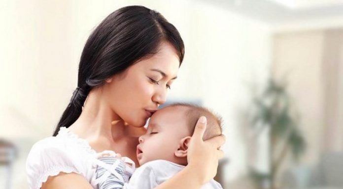 Viết tiếp cho con – ngày con rụng rốn