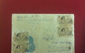 Cuốn sổ lưu niệm của một cô gái ở Trường Sa