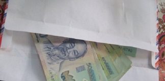 Từ bánh bao ngày xưa đến phong bì ngày nay – Kỳ đầu