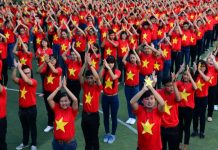 Một ngày của những nỗi lo, niềm vui và lòng tự hào dân tộc…