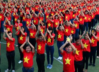 Một ngày của những nỗi lo, niềm vui và lòng tự hào dân tộc…