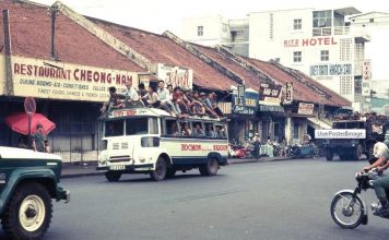 Sài Gòn ngày hai mươi ba