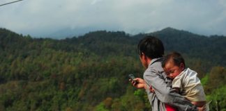 Di động ở bản vùng cao