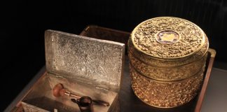 Bộ đồ ăn trầu của tầng lớp quý tộc Việt