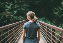 “Hãy vượt ra ngoài, và hãy dấn thân ” : Tôi học chỉ đê rèn luyện như thế