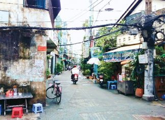 Em ơi, Sài Gòn xóm